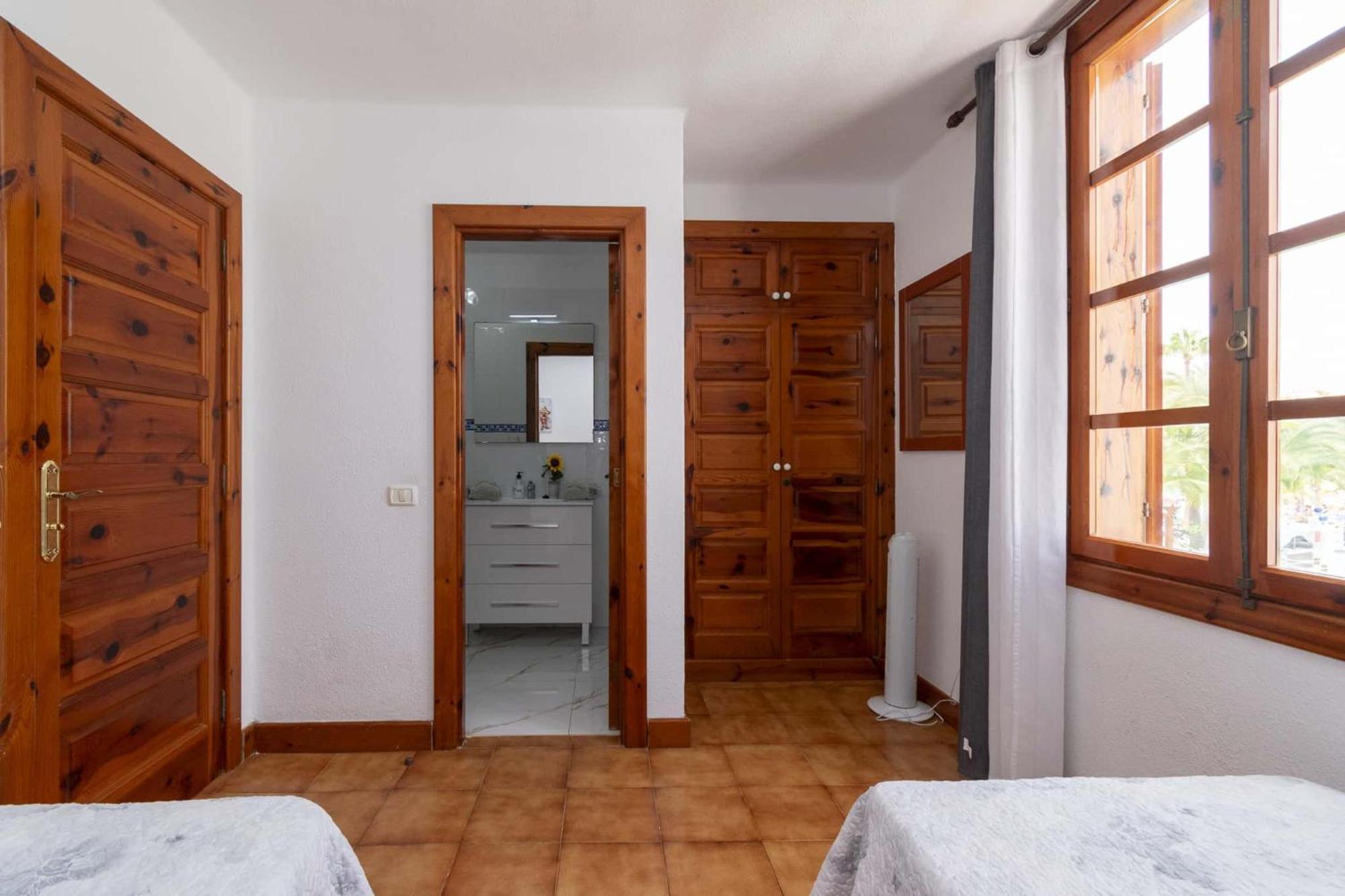 Parque Santiago III 235 - Four Bed Villa Playa de las Americas  Eksteriør bilde