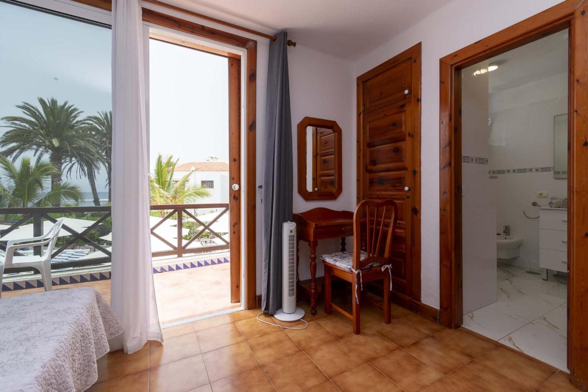 Parque Santiago III 235 - Four Bed Villa Playa de las Americas  Eksteriør bilde